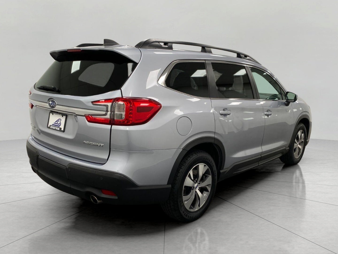 2023 Subaru Ascent Premium 8-Passenger