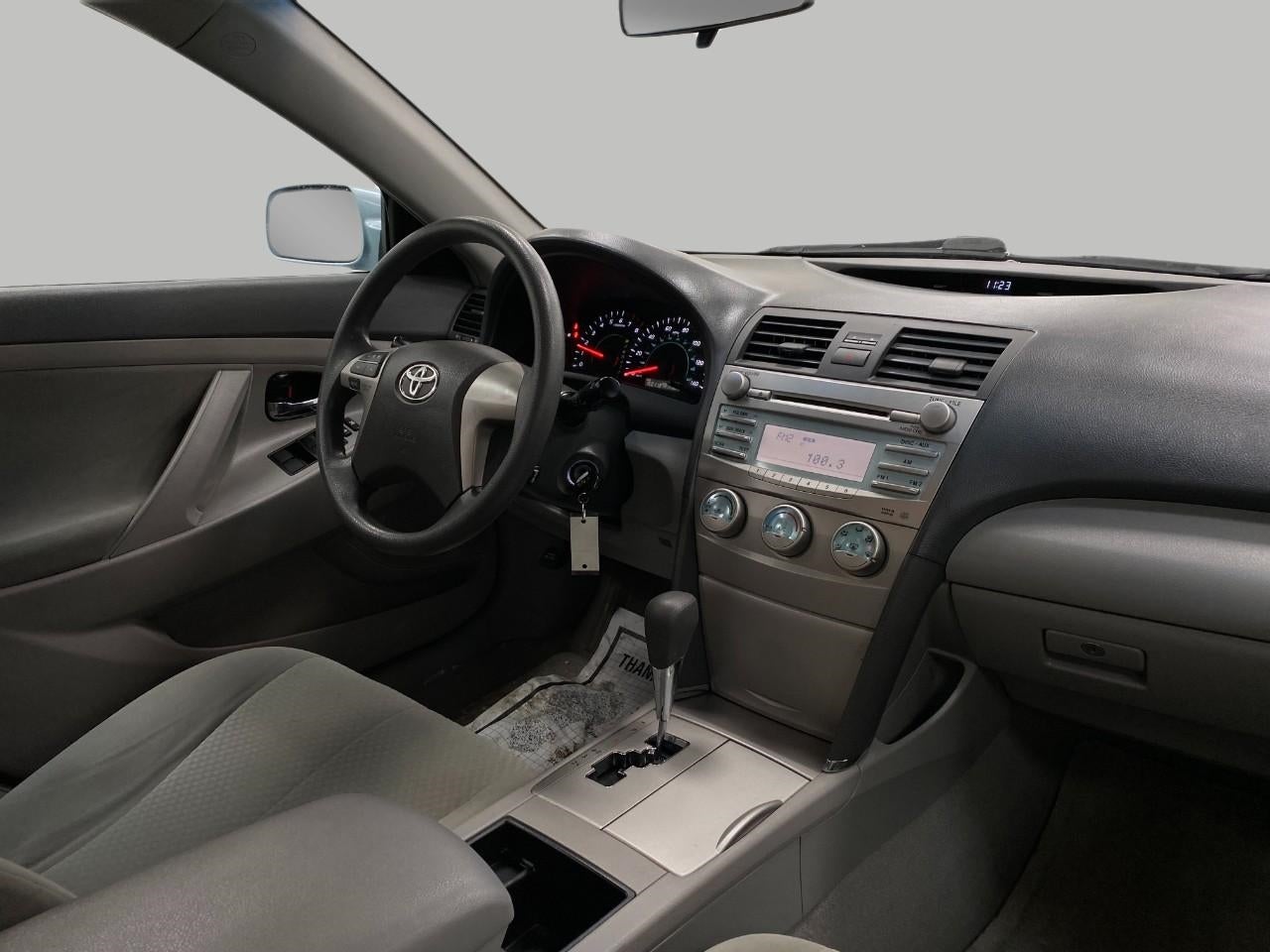 2009 Toyota Camry 4dr Sdn I4 Auto LE