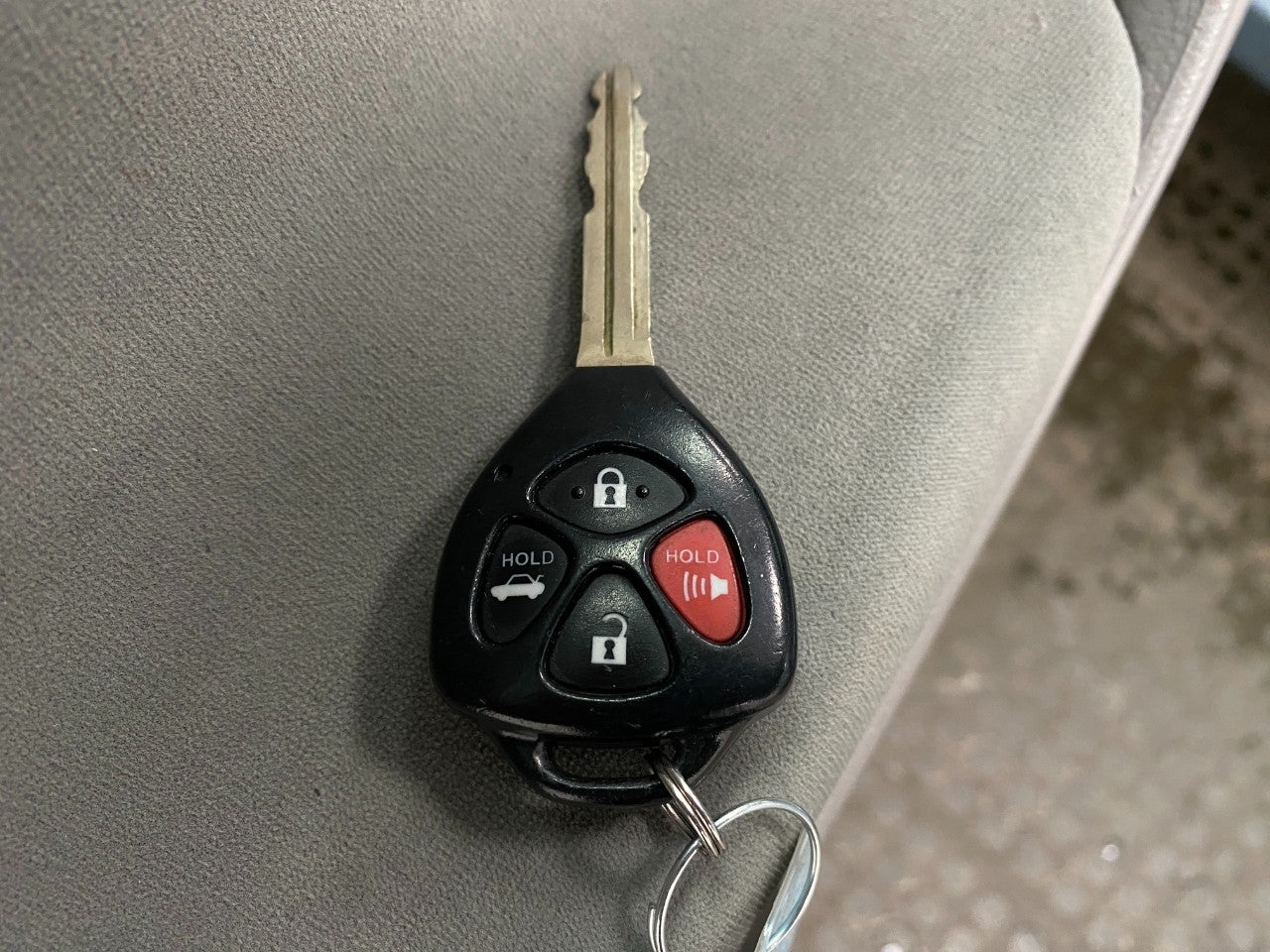 2009 Toyota Camry 4dr Sdn I4 Auto LE