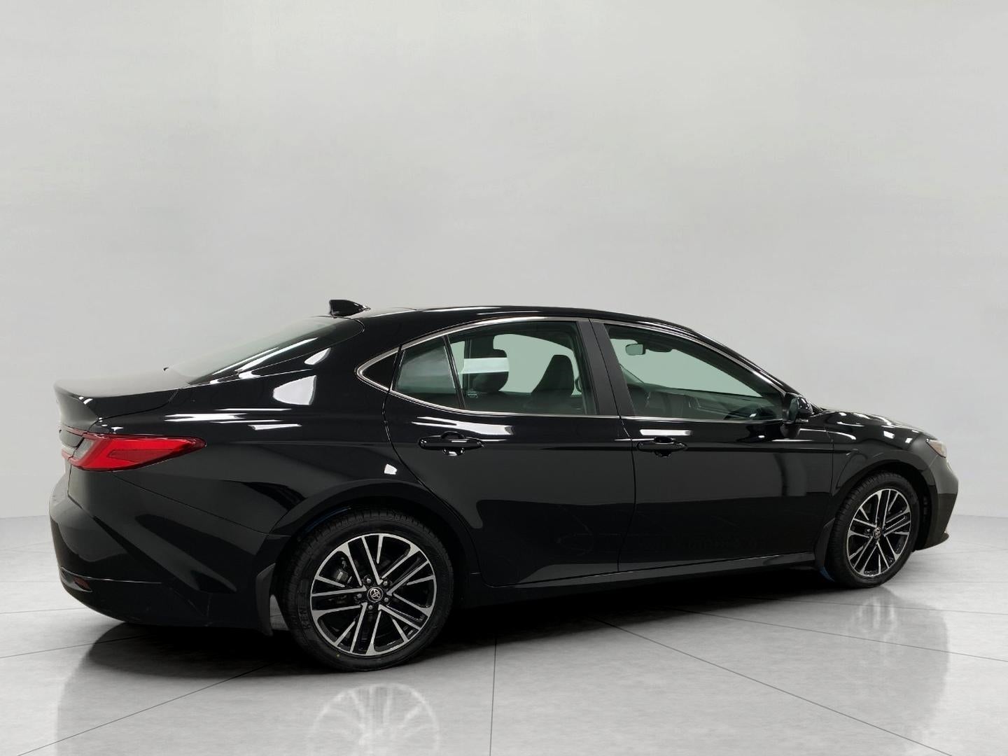 2025 Toyota Camry XLE AWD