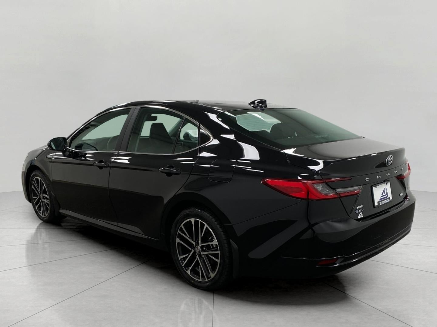 2025 Toyota Camry XLE AWD