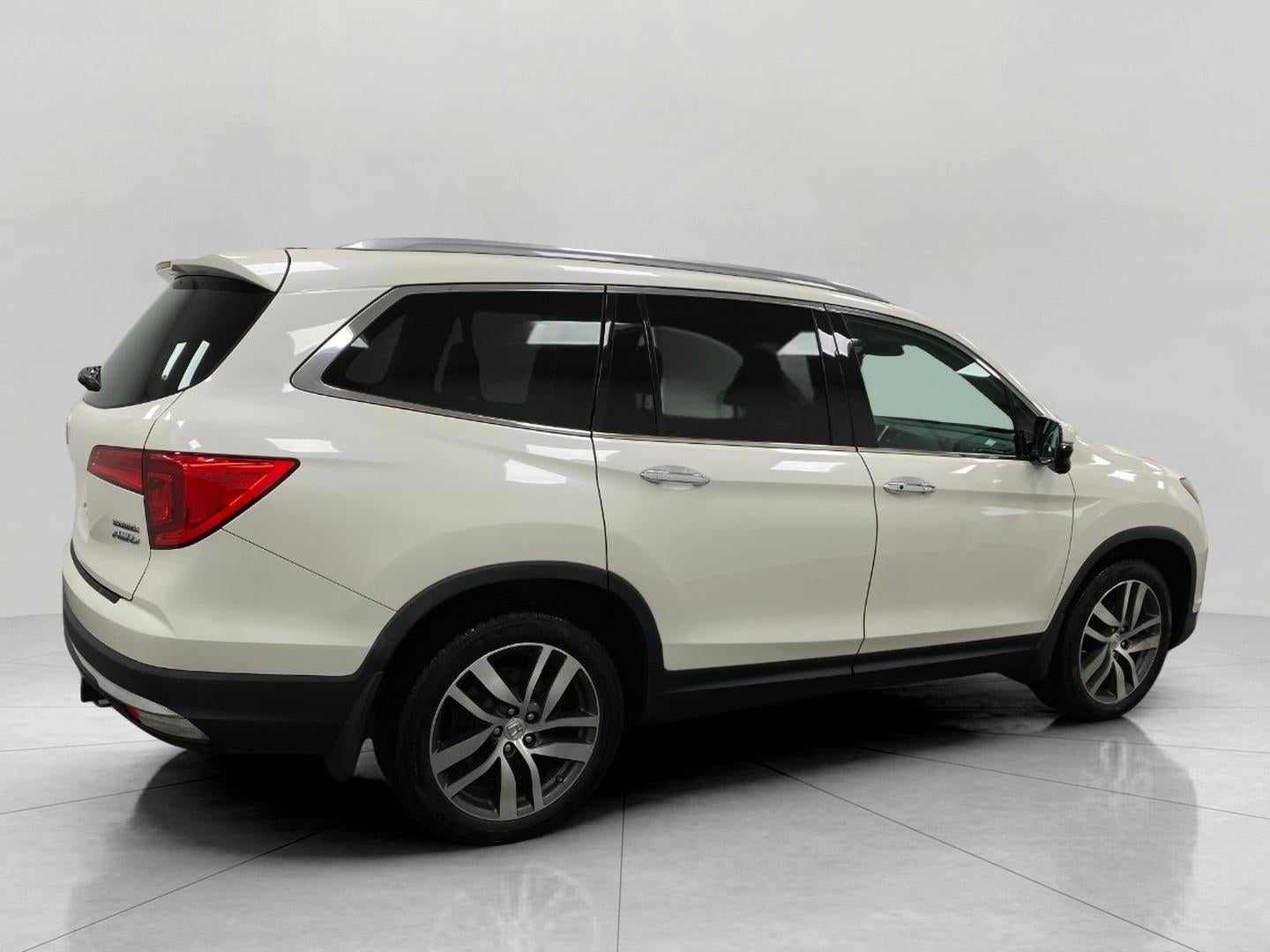 2017 Honda Pilot Touring AWD