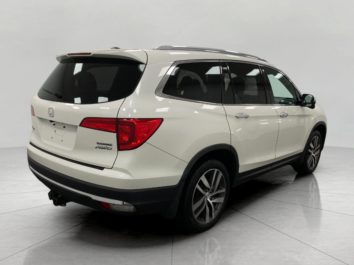 2017 Honda Pilot Touring AWD