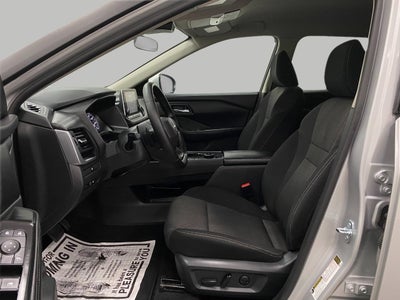 2025 Nissan Rogue AWD SV