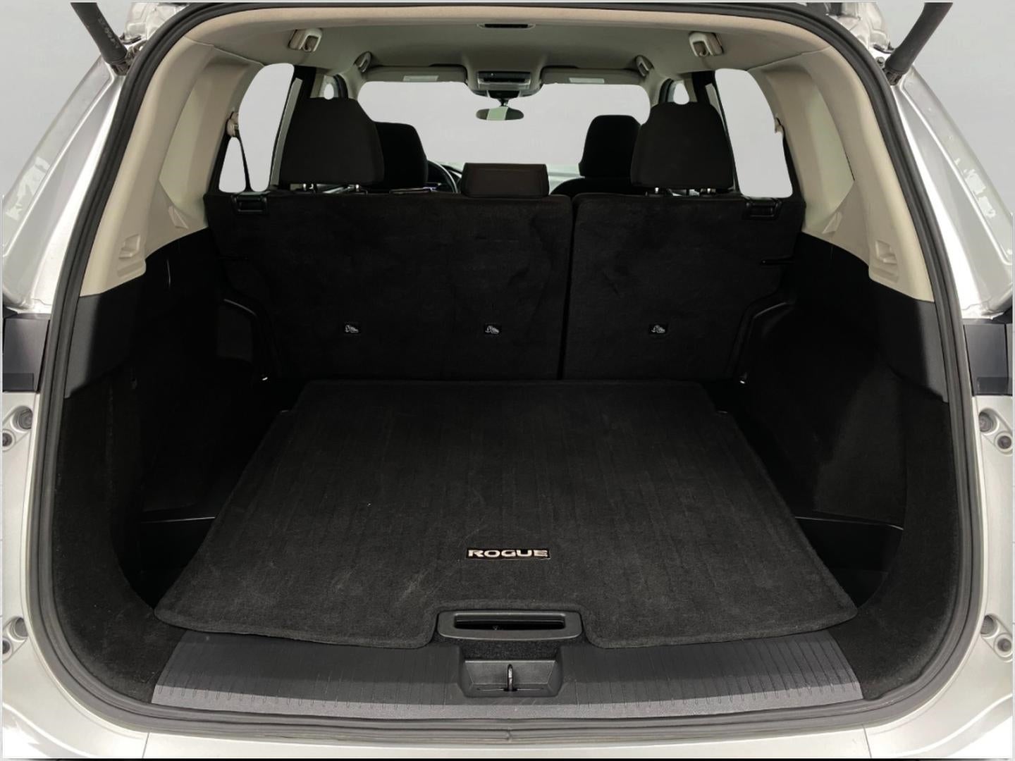 2025 Nissan Rogue AWD SV