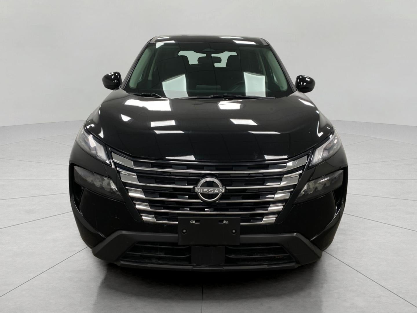 2025 Nissan Rogue AWD SV