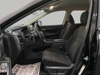 2025 Nissan Rogue AWD SV