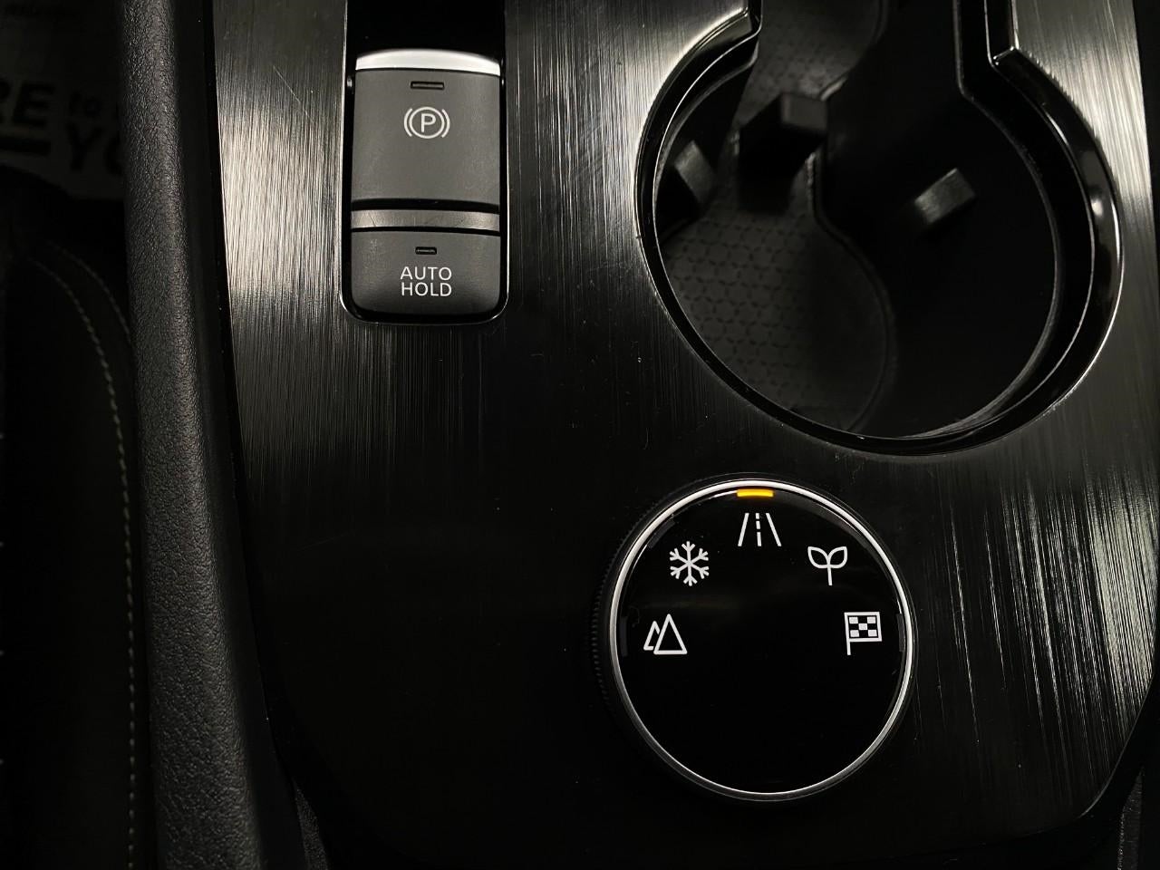 2025 Nissan Rogue AWD SV