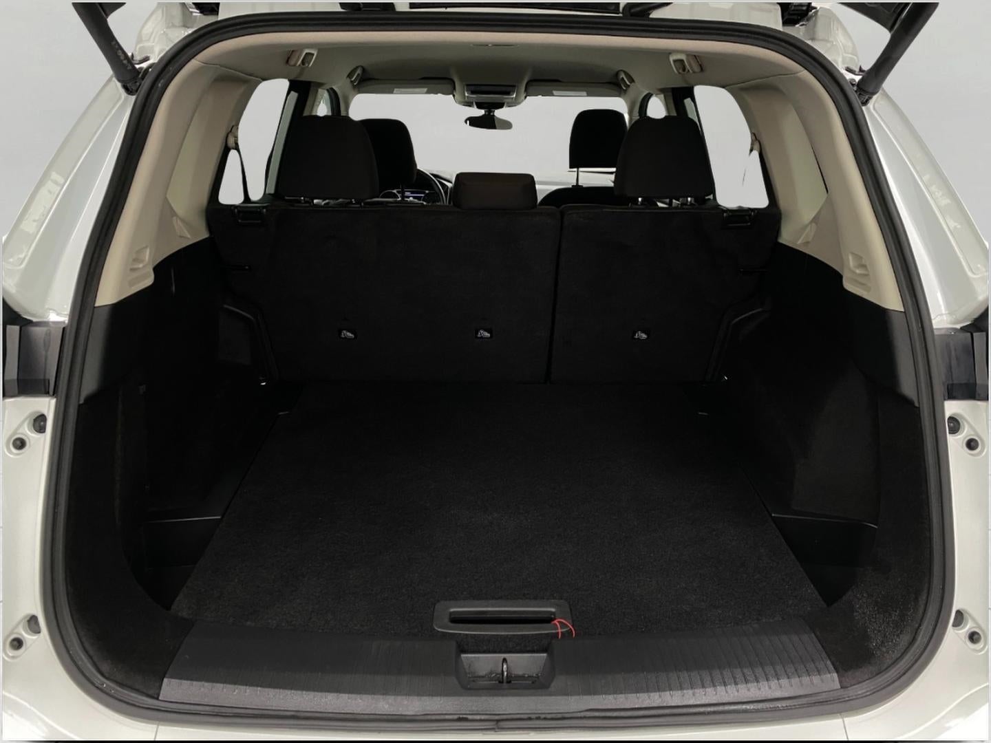 2025 Nissan Rogue AWD SV