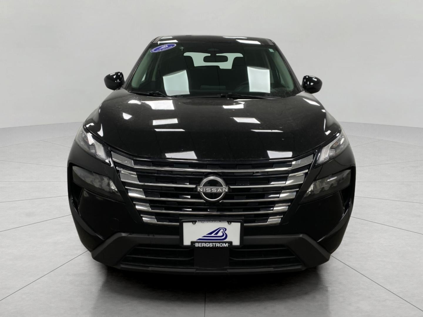 2025 Nissan Rogue AWD SV