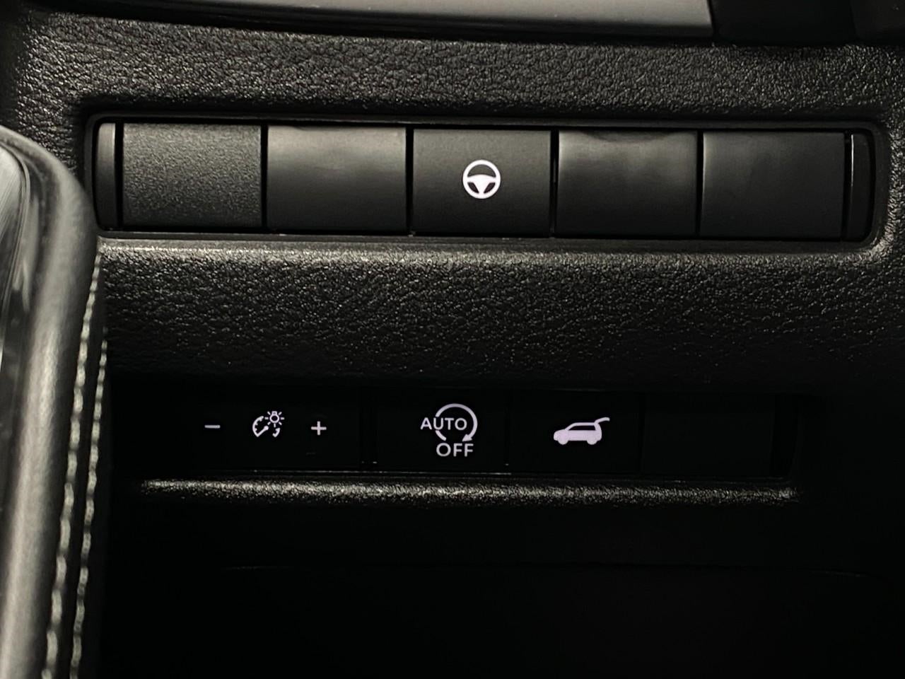 2025 Nissan Rogue AWD SV