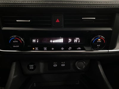 2025 Nissan Rogue AWD SV