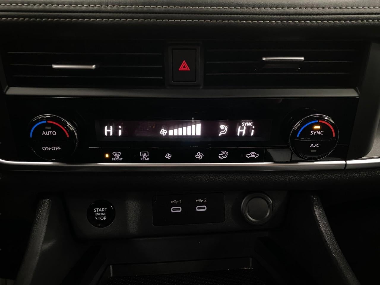 2025 Nissan Rogue AWD SV