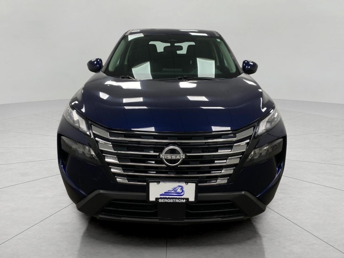 2025 Nissan Rogue AWD SV