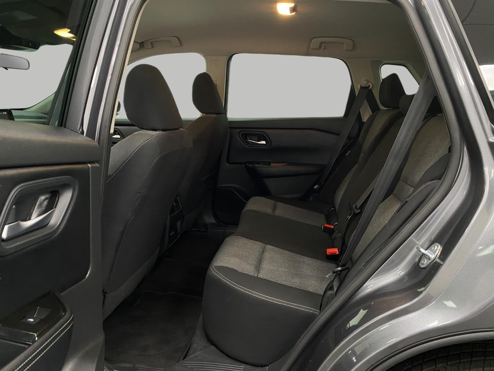 2025 Nissan Rogue AWD SV