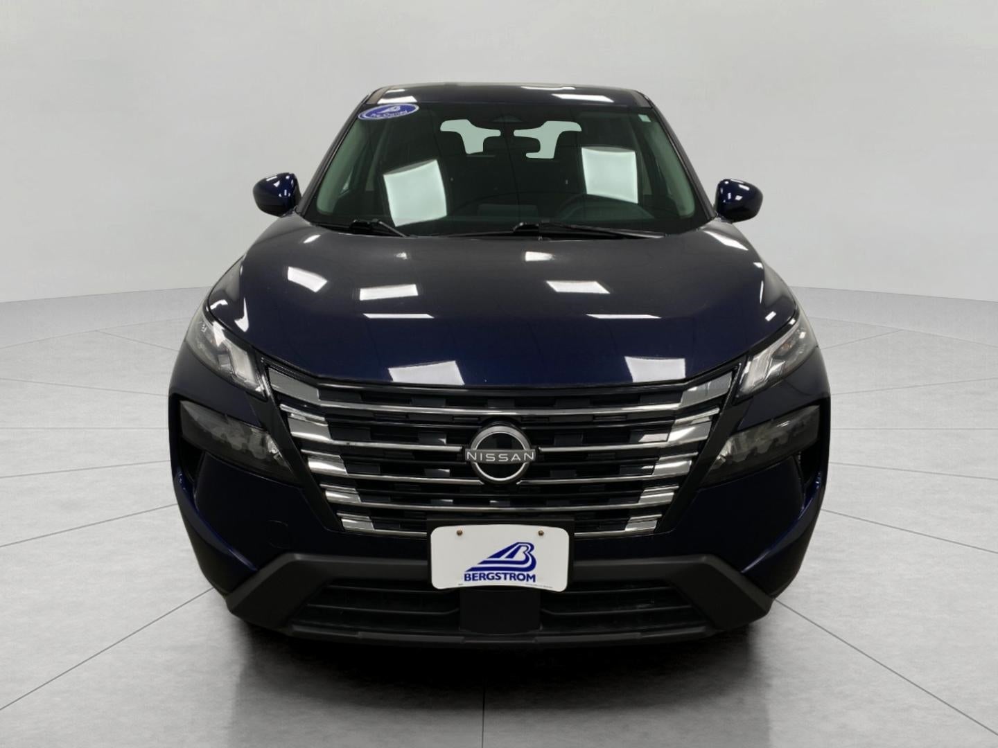 2025 Nissan Rogue AWD SV