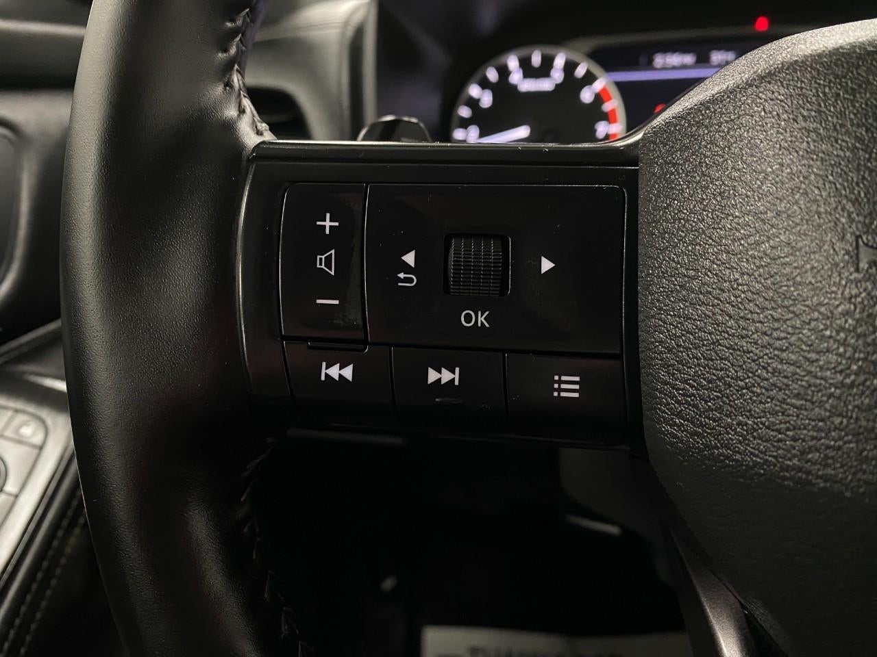 2025 Nissan Rogue AWD SV