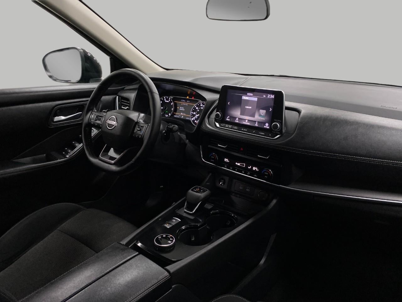 2025 Nissan Rogue AWD SV