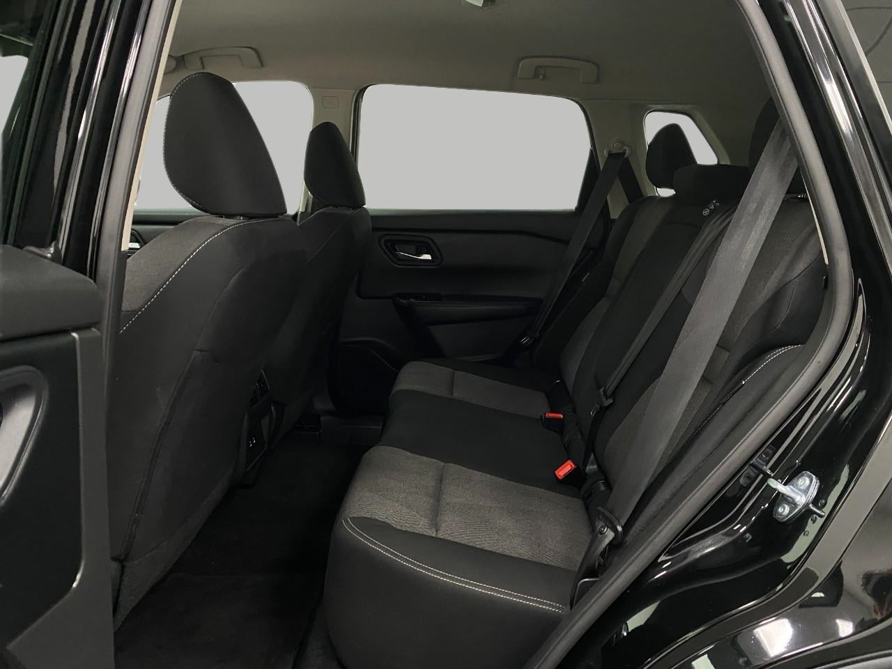 2025 Nissan Rogue AWD SV