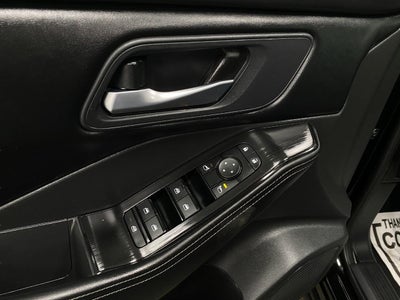 2025 Nissan Rogue AWD SV