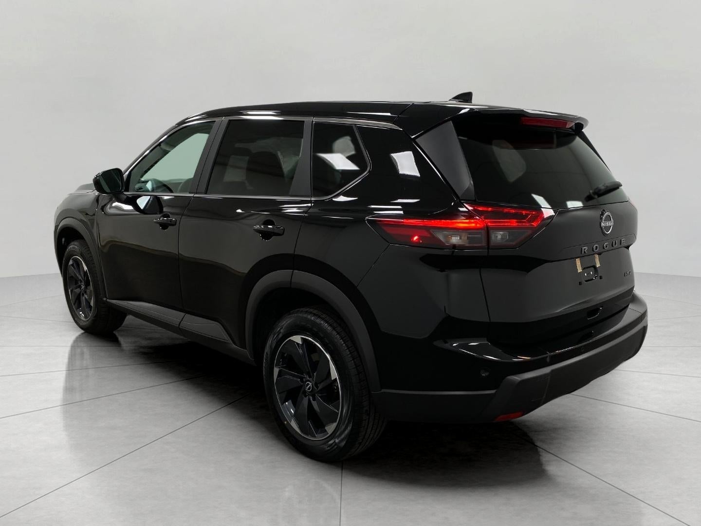 2025 Nissan Rogue AWD SV