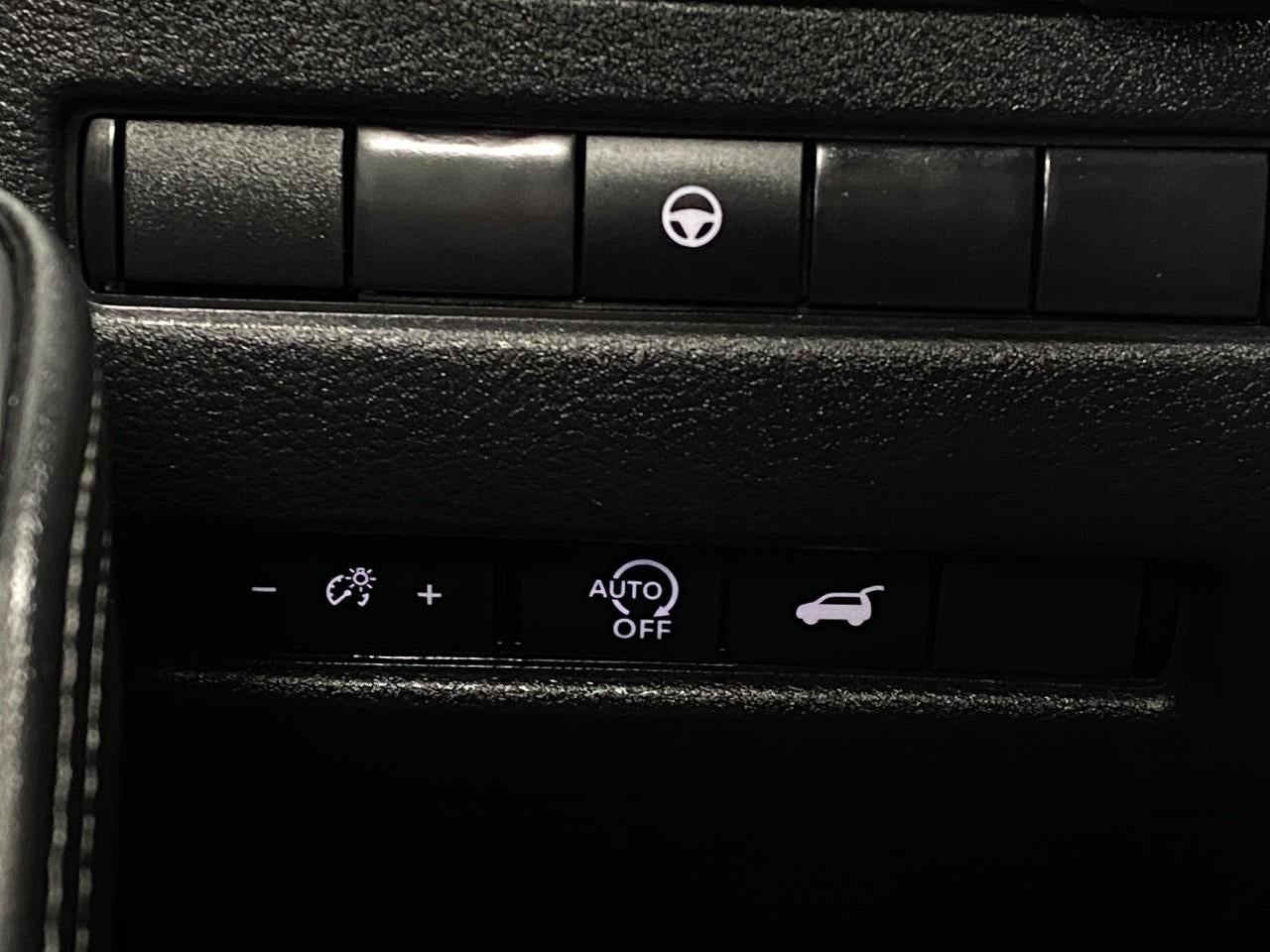 2025 Nissan Rogue AWD SV