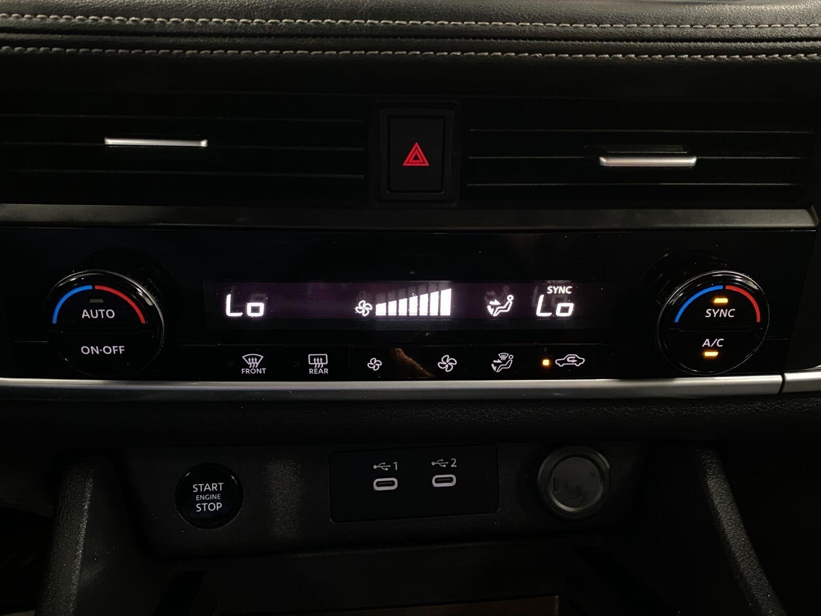 2025 Nissan Rogue AWD SV