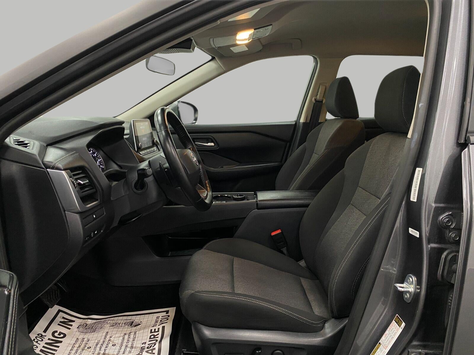 2025 Nissan Rogue AWD SV