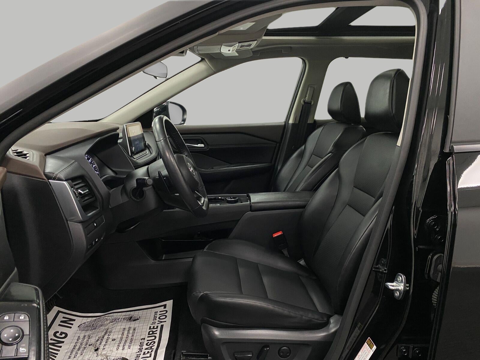 2023 Nissan Rogue AWD SV