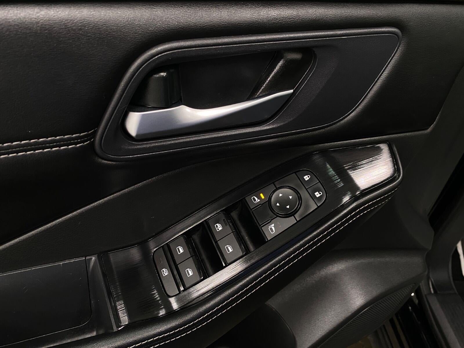 2023 Nissan Rogue AWD SV