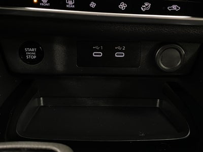 2025 Nissan Rogue AWD SV