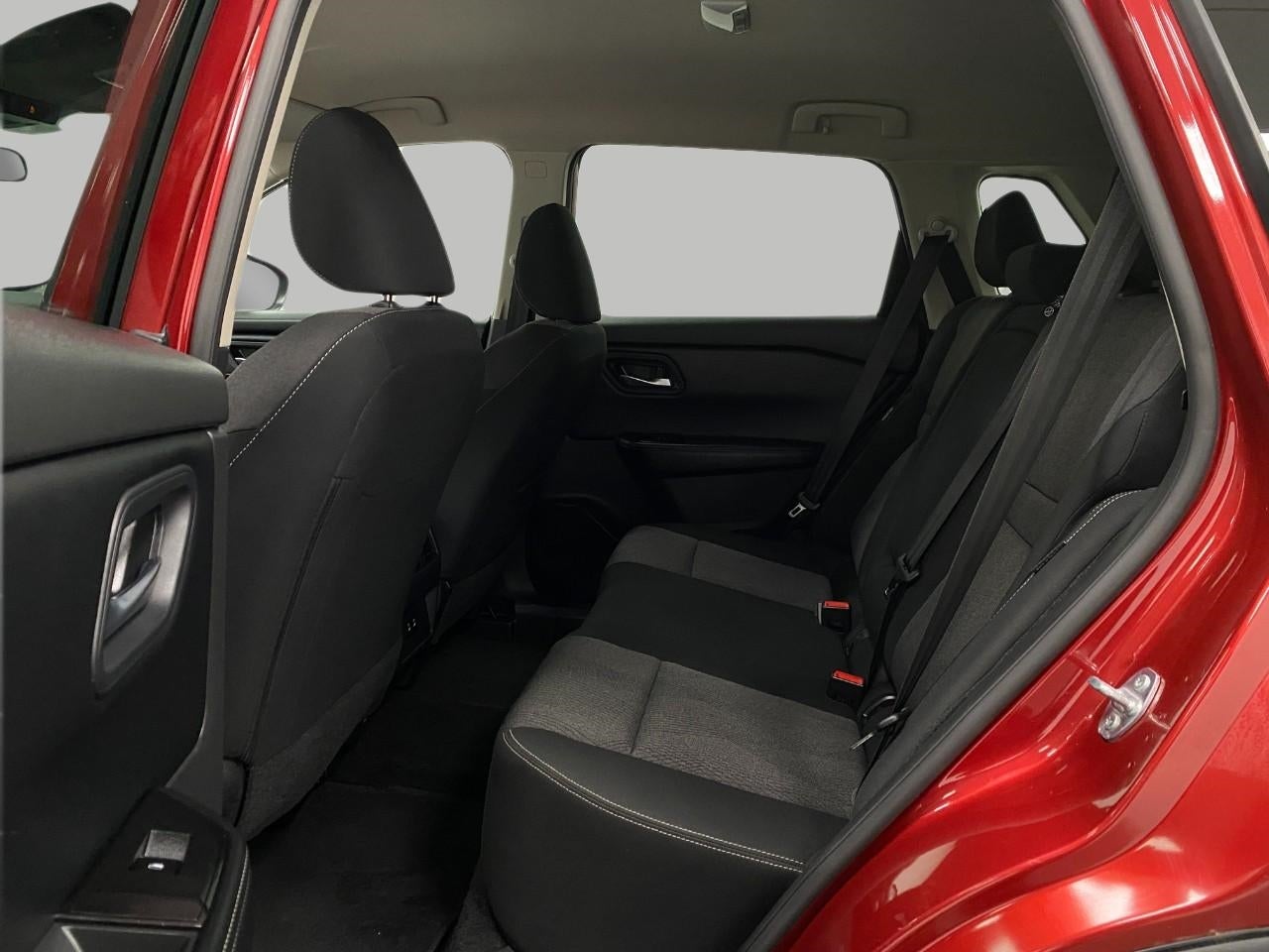 2025 Nissan Rogue AWD SV