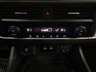 2025 Nissan Rogue AWD SV