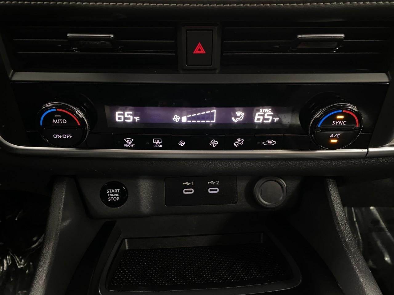 2025 Nissan Rogue AWD SV