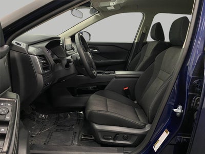 2025 Nissan Rogue AWD SV