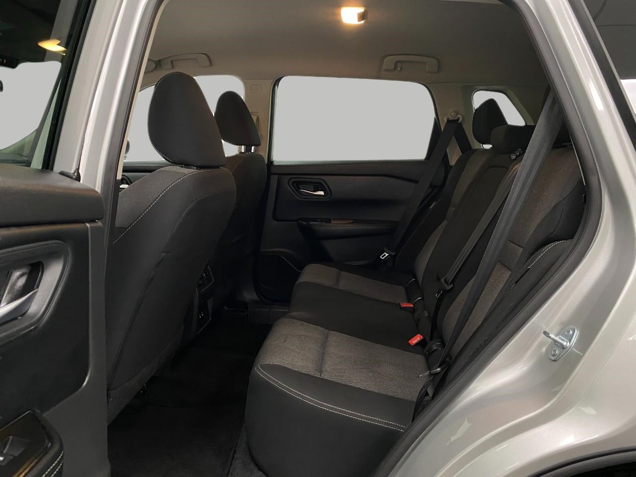 2025 Nissan Rogue AWD SV