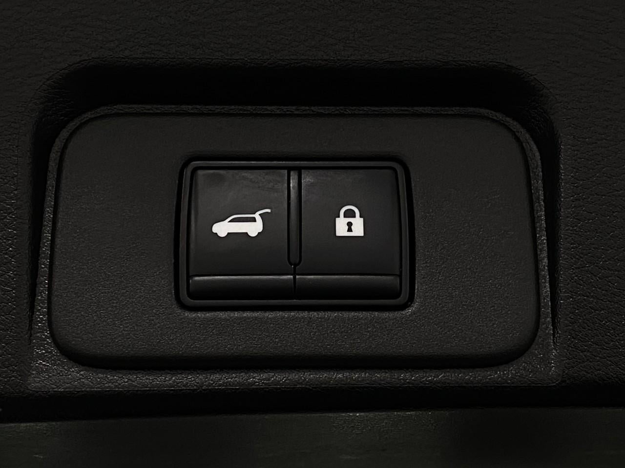 2025 Nissan Rogue AWD SV