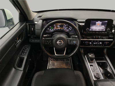 2025 Nissan Pathfinder SV 4WD