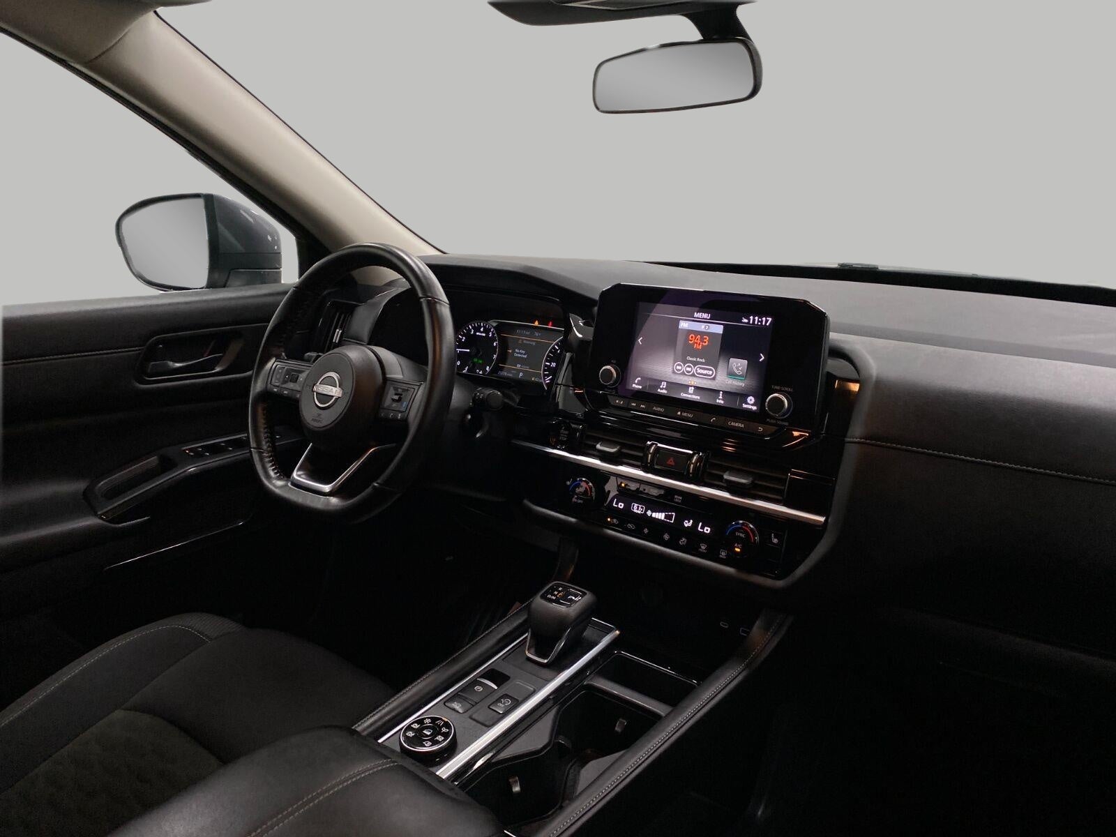 2025 Nissan Pathfinder SV 4WD