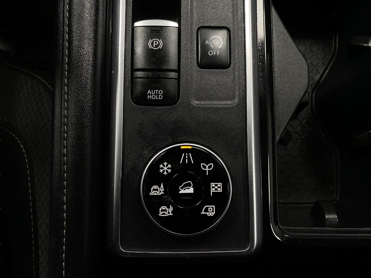 2023 Nissan Pathfinder SV 4WD