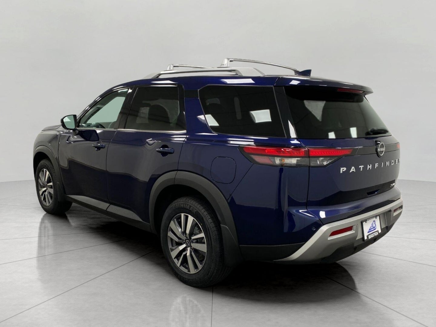 2023 Nissan Pathfinder SL 4WD