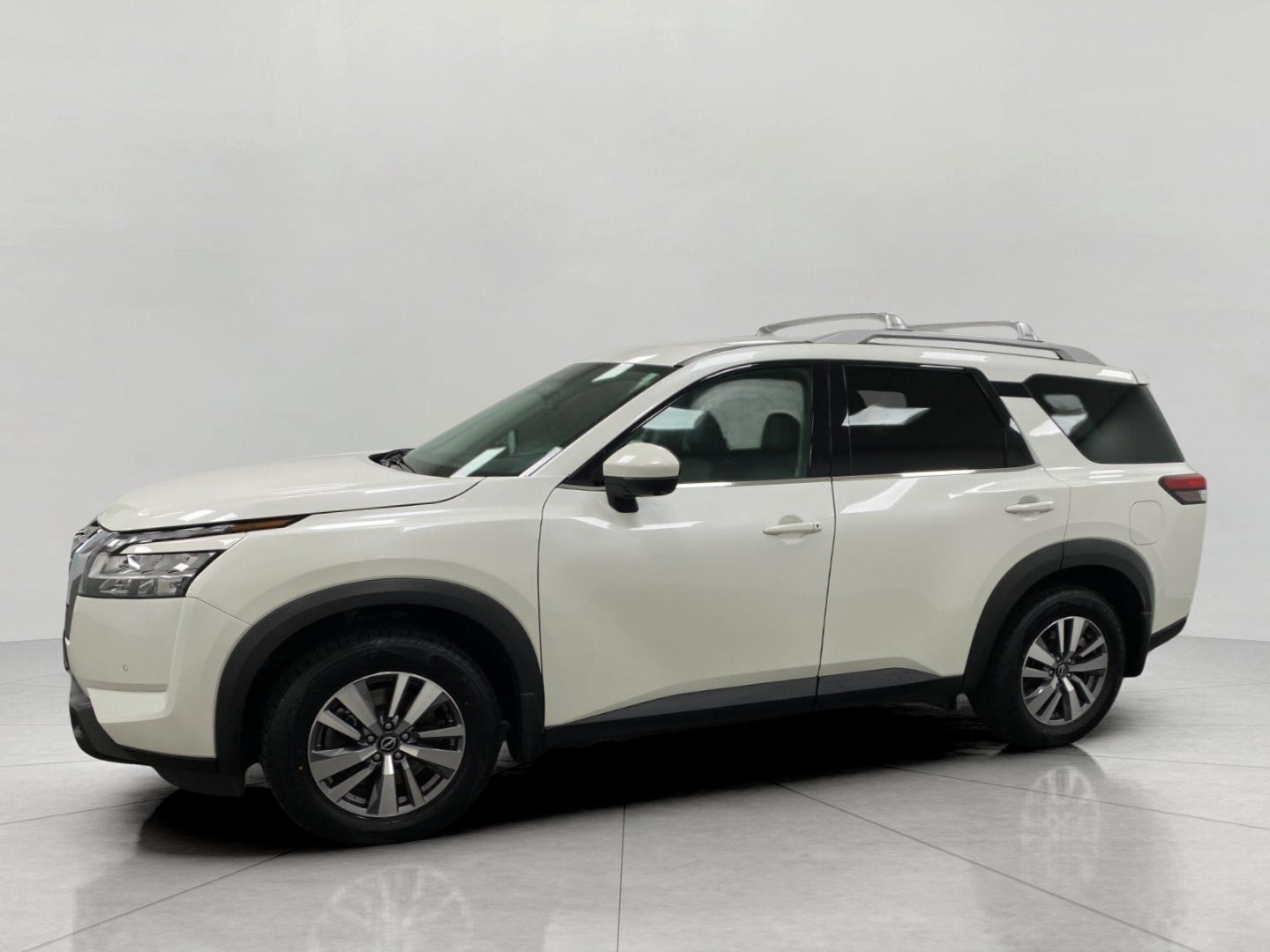 2022 Nissan Pathfinder SL 4WD