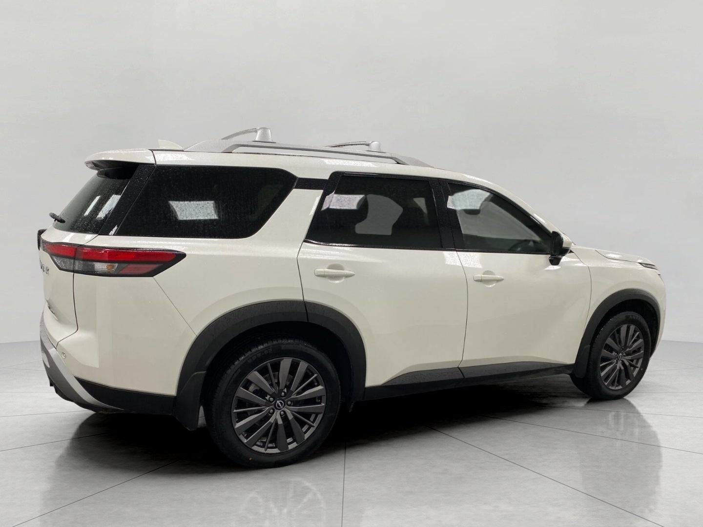 2022 Nissan Pathfinder SL 4WD