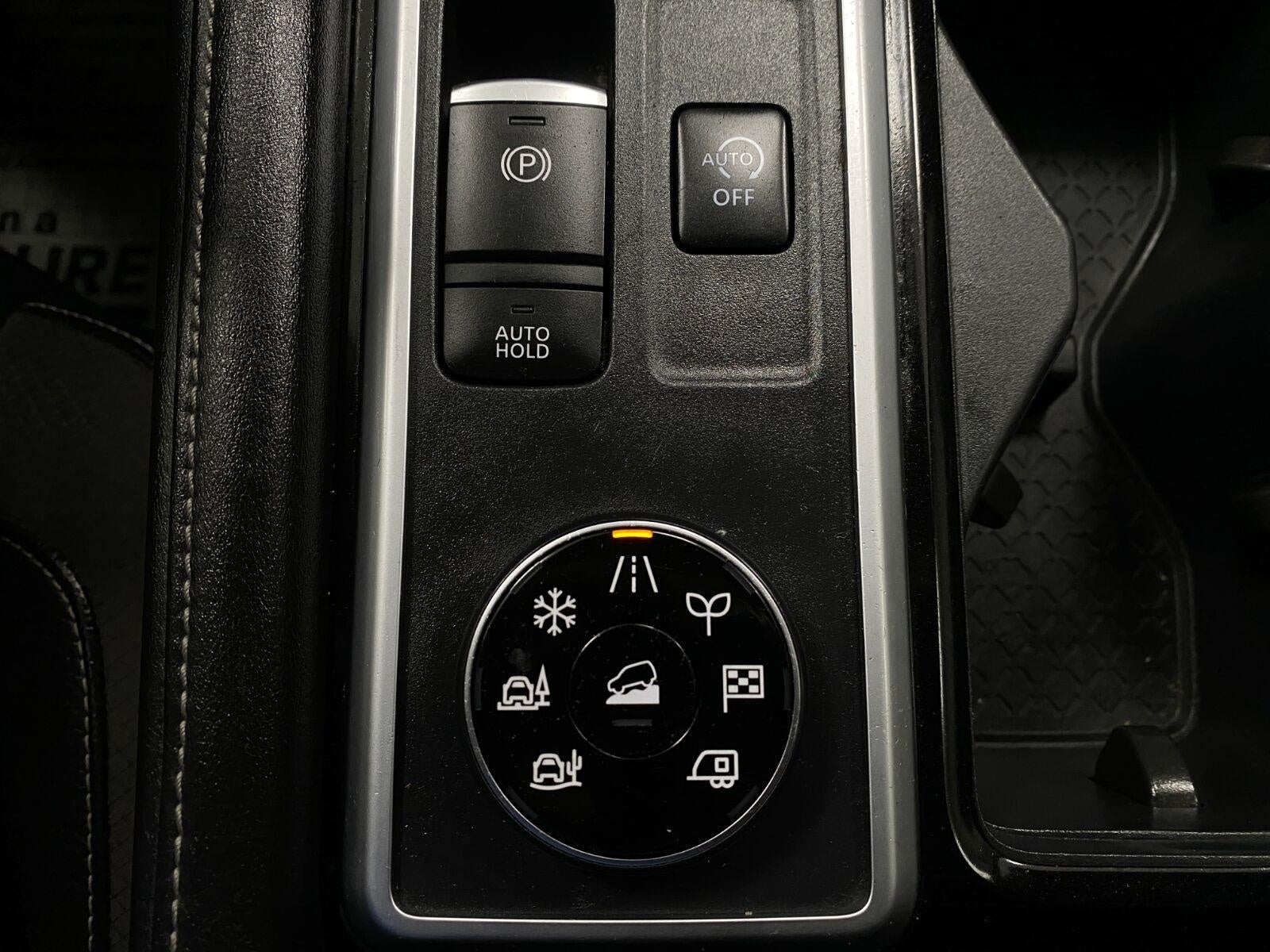 2022 Nissan Pathfinder SL 4WD