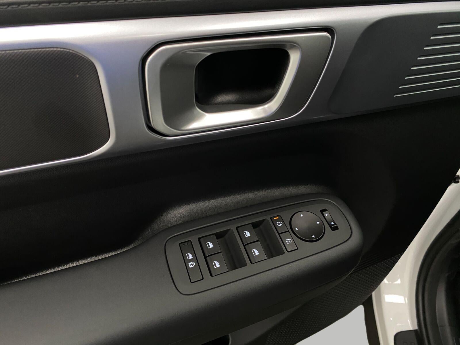 2026 Hyundai SANTA FE SE AWD