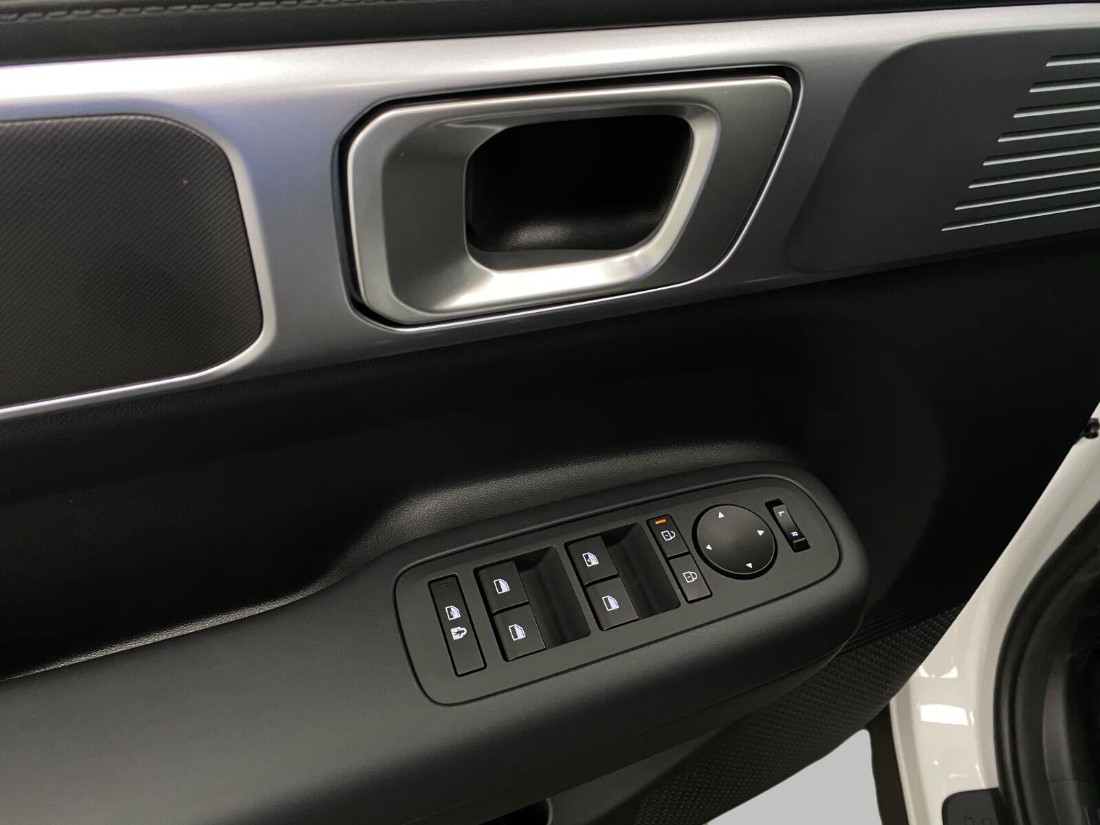 2026 Hyundai SANTA FE SE AWD