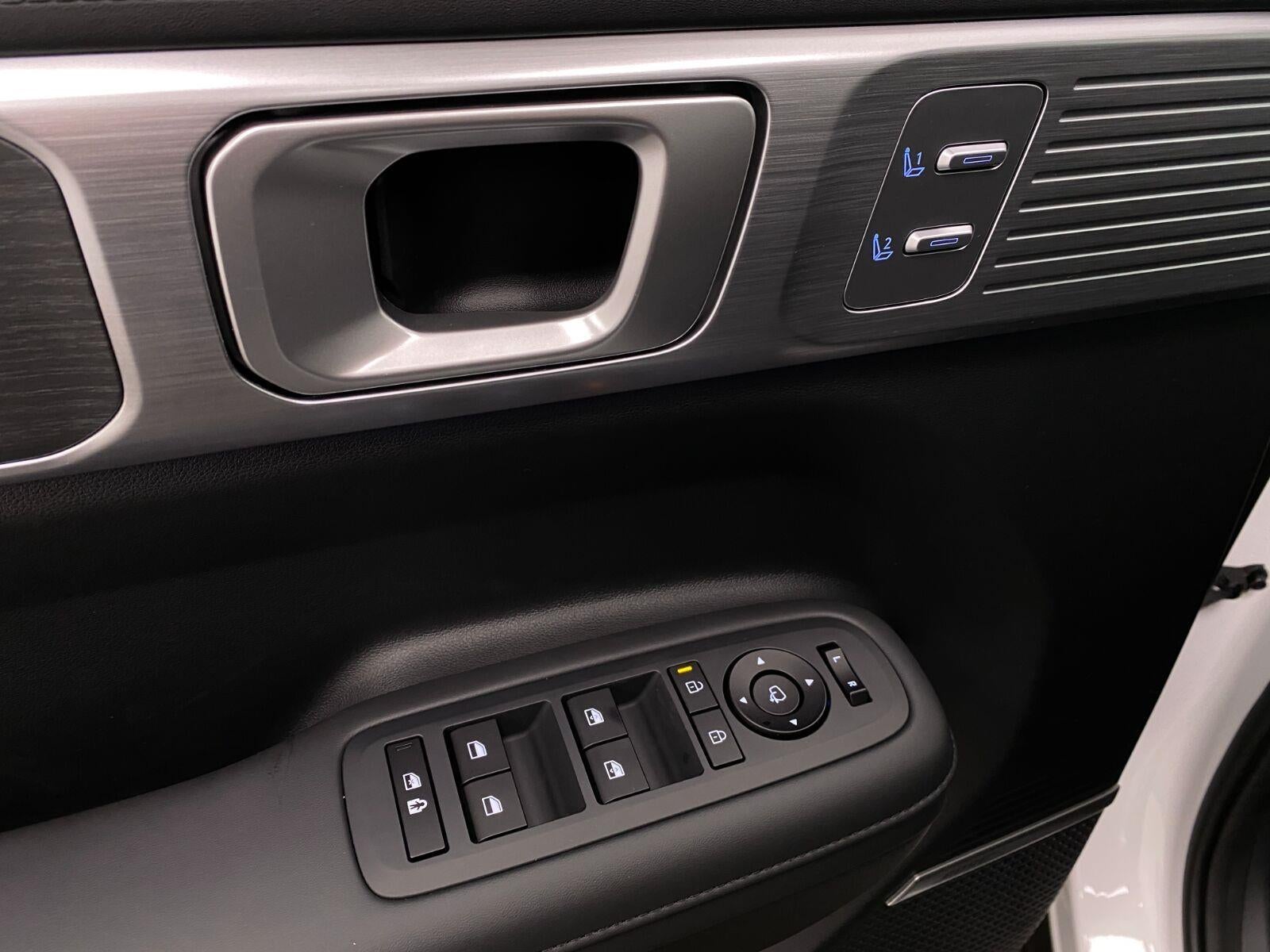 2027 Hyundai SANTA FE HYBRID Limited