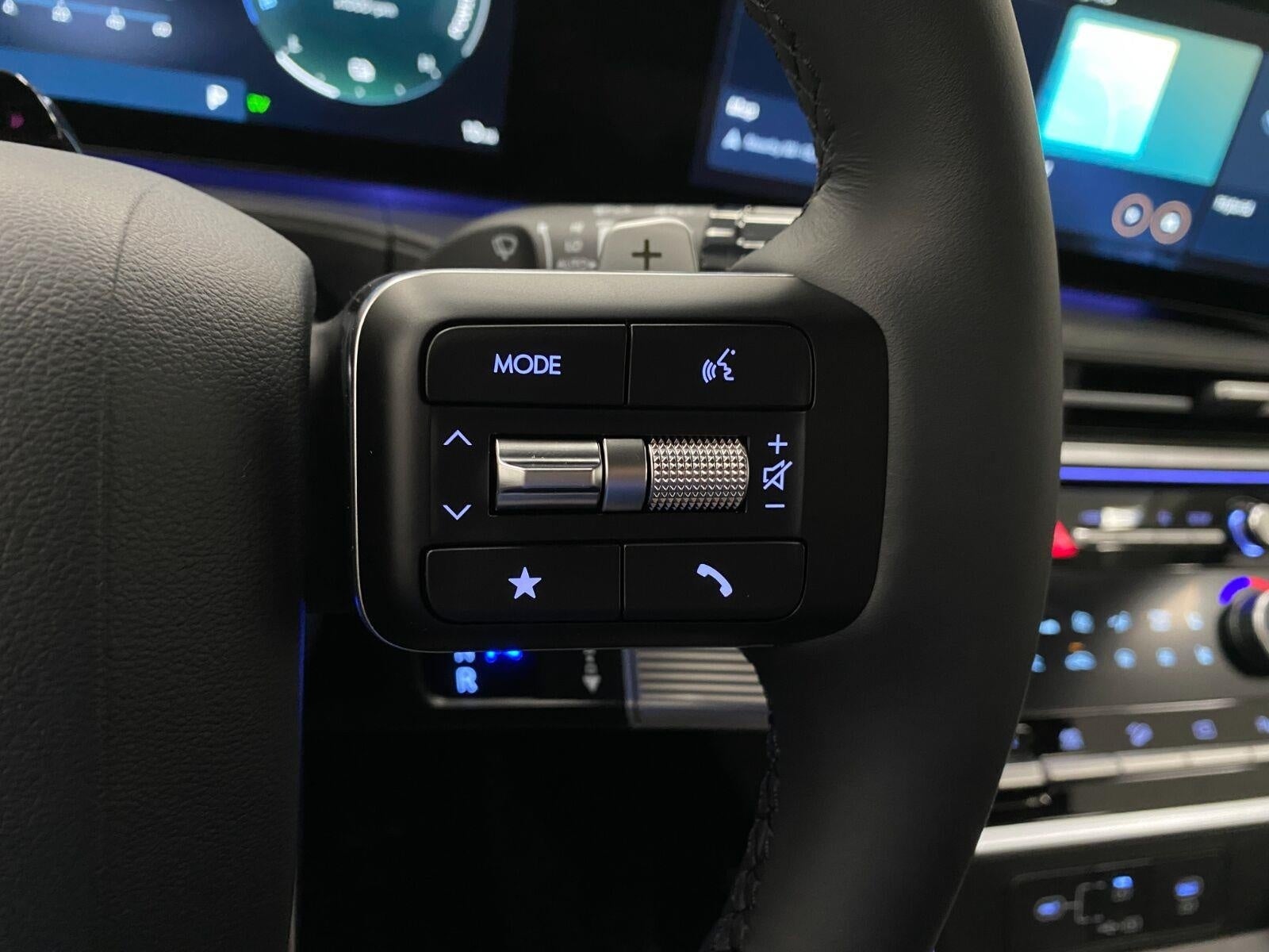 2027 Hyundai SANTA FE HYBRID Limited