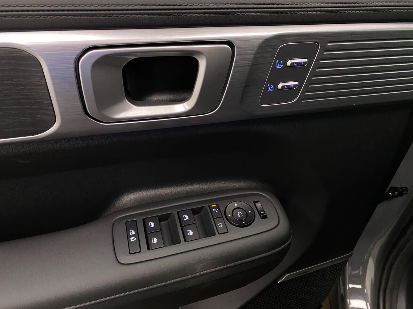 2027 Hyundai SANTA FE Limited AWD
