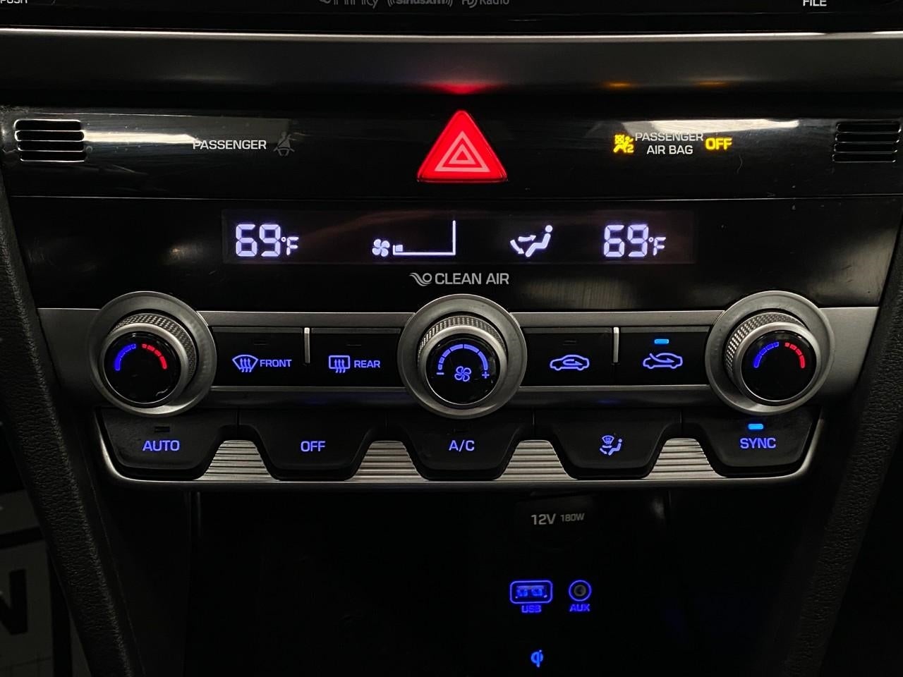 2019 Hyundai ELANTRA Limited Auto